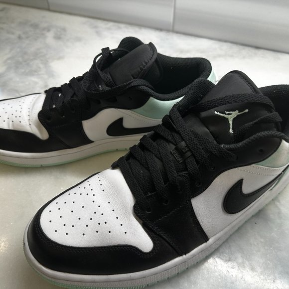 Jordan 1 Low Tie-Dye, Men's 11, Worn Once, No Box - Picture 6 of 6